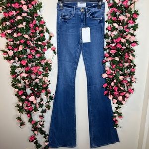 Frame x Karlie Kloss NWT Denim Indigo Flare Jeans